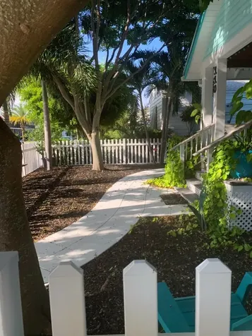 110 S Palmway Lake Worth Beach FL 33460