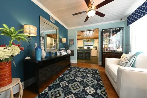 110 S Palmway Lake Worth Beach FL 33460