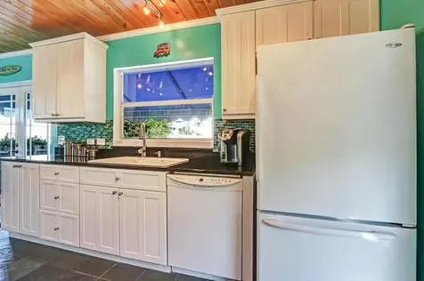 110 S Palmway Lake Worth Beach FL 33460