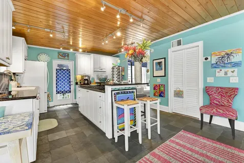 110 S Palmway Lake Worth Beach FL 33460