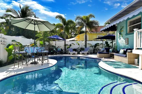 110 S Palmway Lake Worth Beach FL 33460