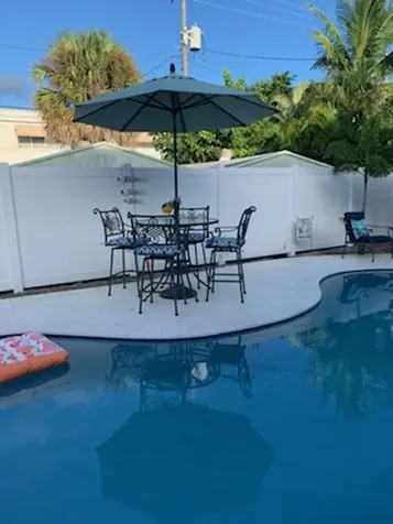 110 S Palmway Lake Worth Beach FL 33460