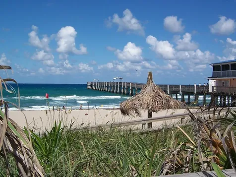 110 S Palmway Lake Worth Beach FL 33460
