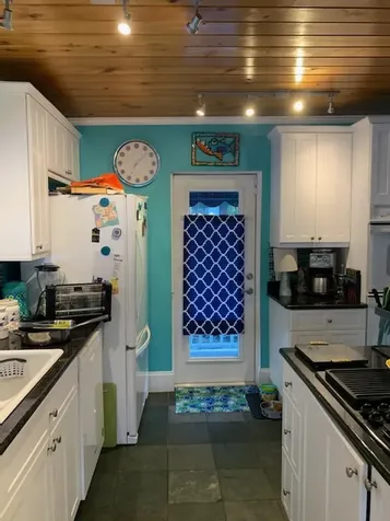 110 S Palmway Lake Worth Beach FL 33460