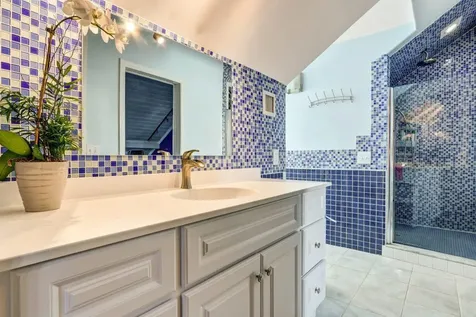 110 S Palmway Lake Worth Beach FL 33460