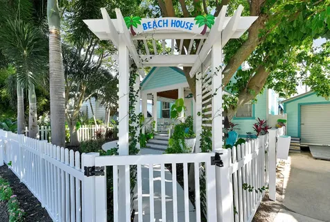 110 S Palmway Lake Worth Beach FL 33460