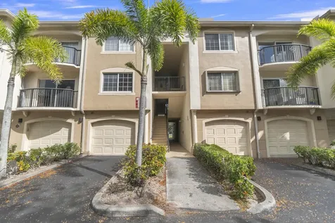 400 Crestwood Court Royal Palm Beach FL 33411