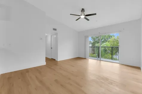 400 Crestwood Court Royal Palm Beach FL 33411