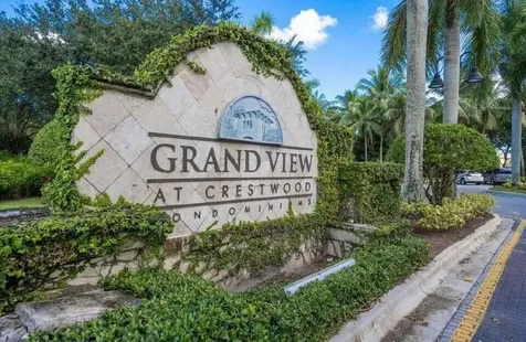 400 Crestwood Court Royal Palm Beach FL 33411