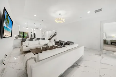 13689 Artisan Circle Palm Beach Gardens FL 33418
