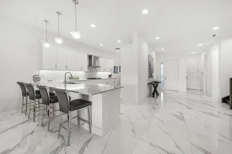 13689 Artisan Circle Palm Beach Gardens FL 33418