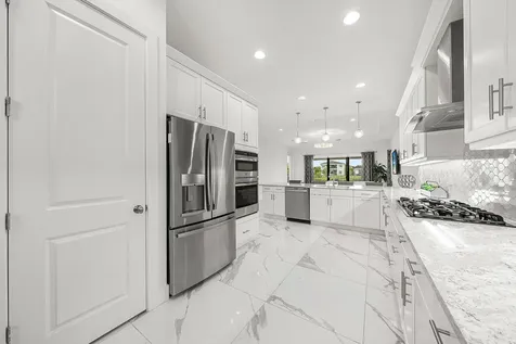 13689 Artisan Circle Palm Beach Gardens FL 33418