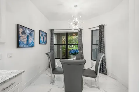 13689 Artisan Circle Palm Beach Gardens FL 33418
