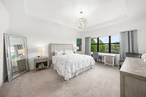 13689 Artisan Circle Palm Beach Gardens FL 33418