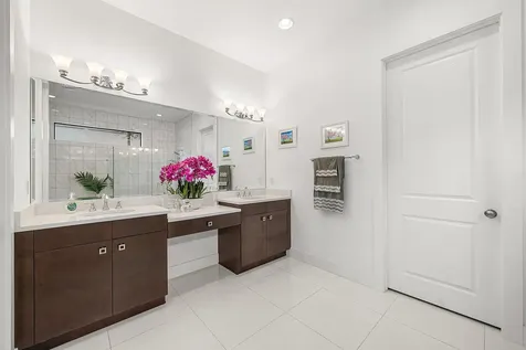 13689 Artisan Circle Palm Beach Gardens FL 33418