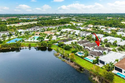13689 Artisan Circle Palm Beach Gardens FL 33418