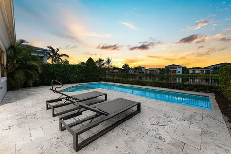 13689 Artisan Circle Palm Beach Gardens FL 33418