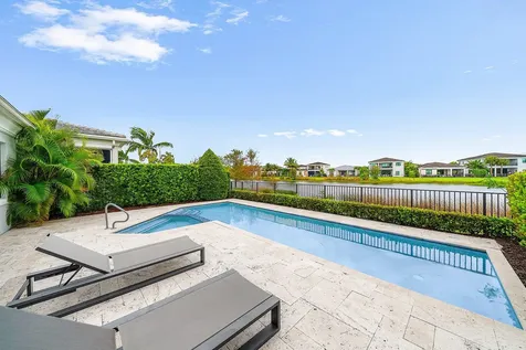 13689 Artisan Circle Palm Beach Gardens FL 33418