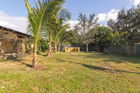 1234 Sw Asturia Avenue Port Saint Lucie FL 34953