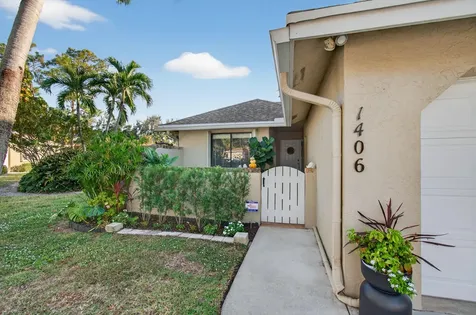 1406 Maplewood Drive Greenacres FL 33415