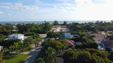 2160 Seminole Shores Lane Vero Beach FL 32963