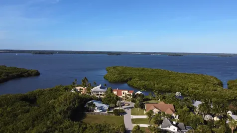 2160 Seminole Shores Lane Vero Beach FL 32963