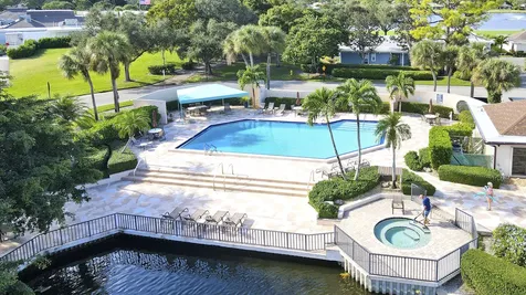 13397 Garth Court Palm Beach Gardens FL 33418