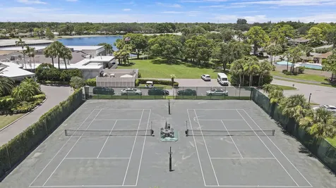 13397 Garth Court Palm Beach Gardens FL 33418