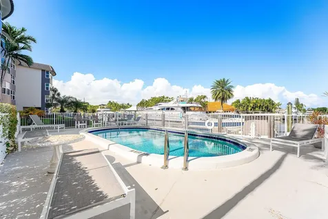3031 Ne 51st Street Fort Lauderdale FL 33308