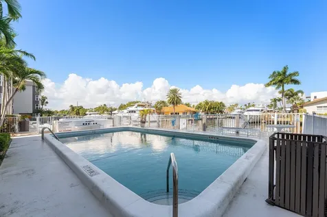 3031 Ne 51st Street Fort Lauderdale FL 33308