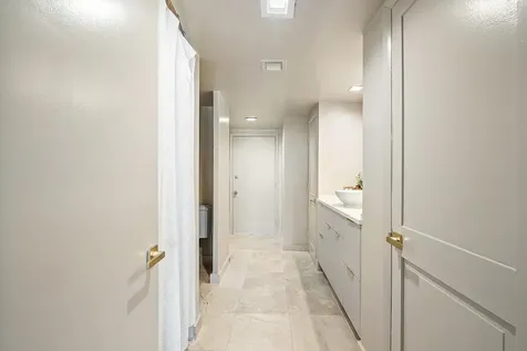 2100 S Ocean Lane Fort Lauderdale FL 33316