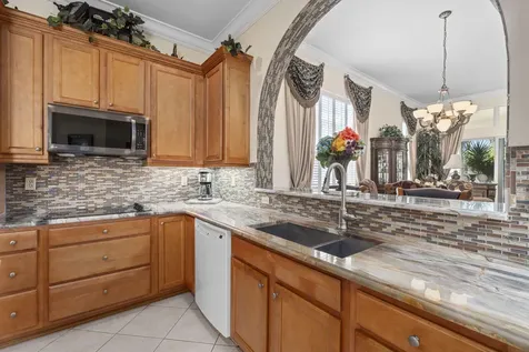 9360 Sw Nuova Way Port Saint Lucie FL 34986