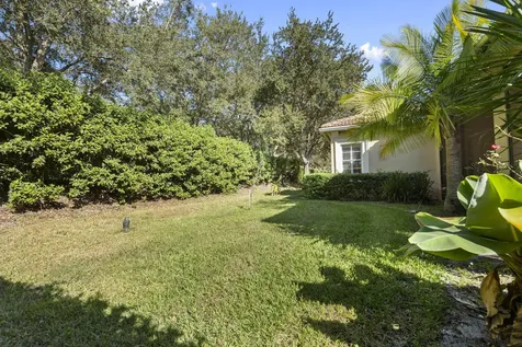 9360 Sw Nuova Way Port Saint Lucie FL 34986