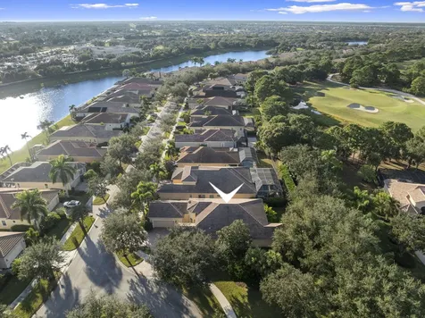 9360 Sw Nuova Way Port Saint Lucie FL 34986