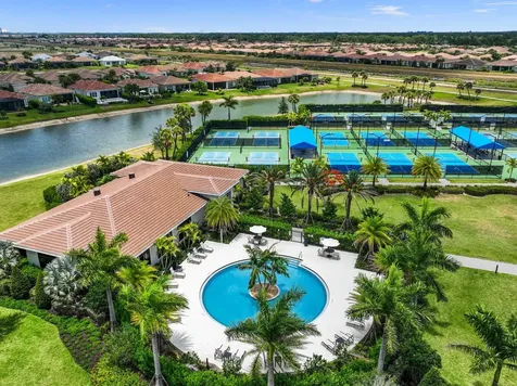 9360 Sw Nuova Way Port Saint Lucie FL 34986