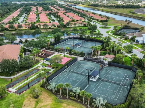 9360 Sw Nuova Way Port Saint Lucie FL 34986