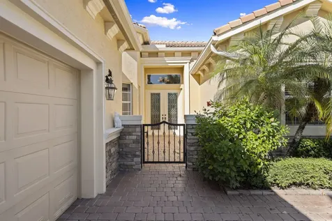 9360 Sw Nuova Way Port Saint Lucie FL 34986