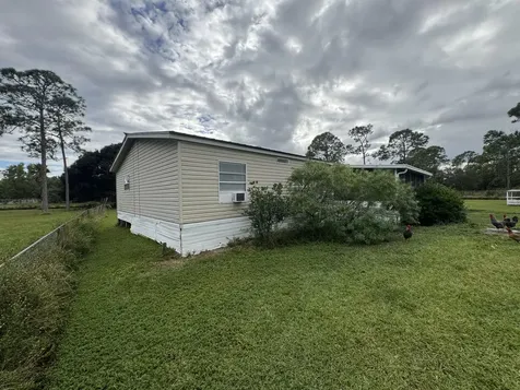 627 Camino Real Boulevard Clewiston FL 33440