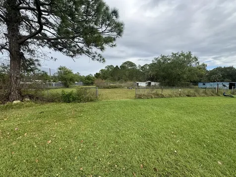 627 Camino Real Boulevard Clewiston FL 33440
