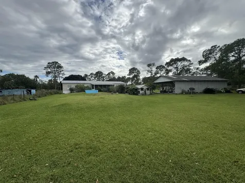 627 Camino Real Boulevard Clewiston FL 33440