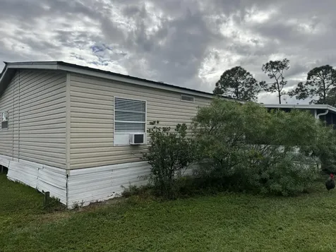 627 Camino Real Boulevard Clewiston FL 33440