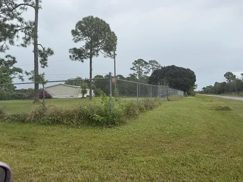 627 Camino Real Boulevard Clewiston FL 33440