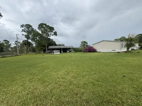 627 Camino Real Boulevard Clewiston FL 33440