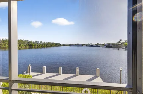 900 Ne Spanish River Boulevard Boca Raton FL 33431