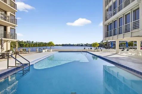 900 Ne Spanish River Boulevard Boca Raton FL 33431