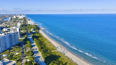 900 Ne Spanish River Boulevard Boca Raton FL 33431