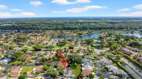 2 Cambridge Place Boynton Beach FL 33426