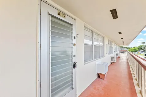 17 Andover A West Palm Beach FL 33417