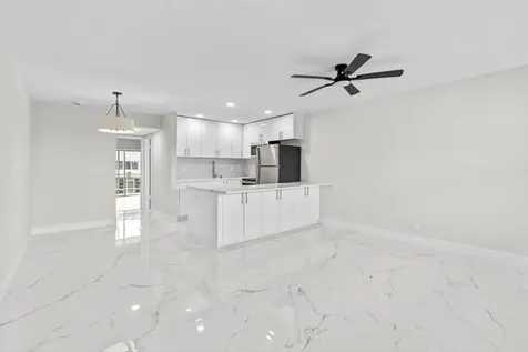 17 Andover A West Palm Beach FL 33417