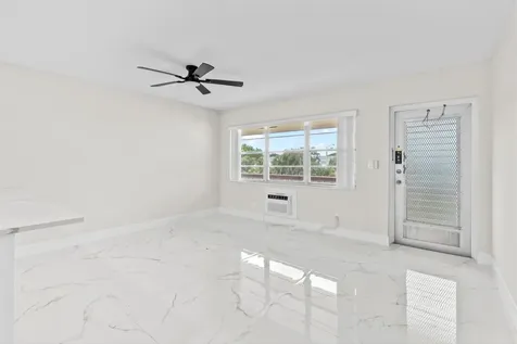 17 Andover A West Palm Beach FL 33417